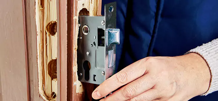 Garage Door Lock Replacement Channelview
